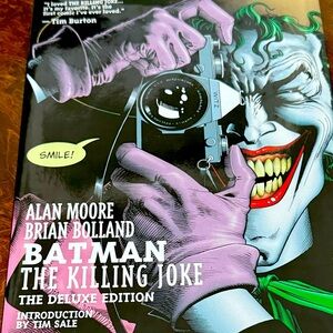🦇 Batman: The Killing Joke - Deluxe Edition - $20 CAD 🦇